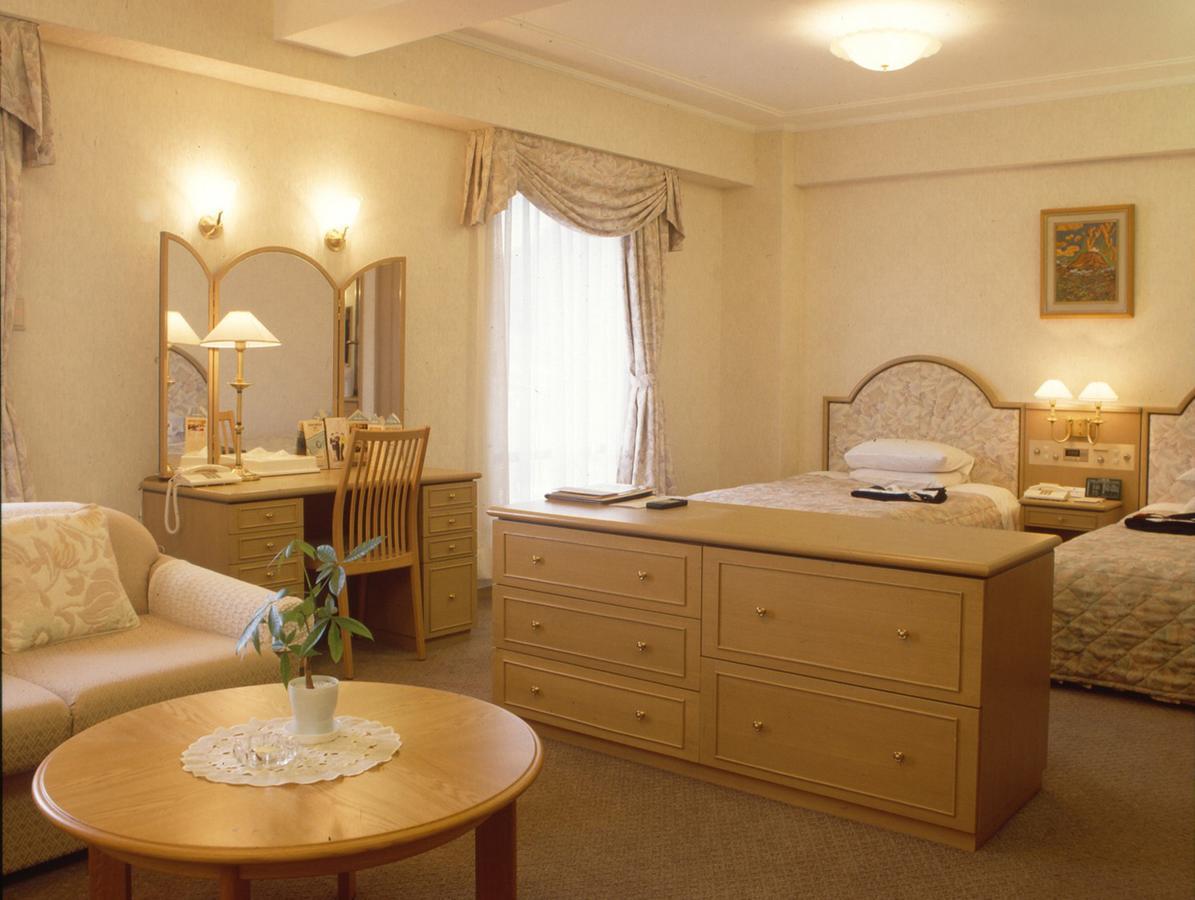 Hotel New Tanaka Yamaguchi Extérieur photo